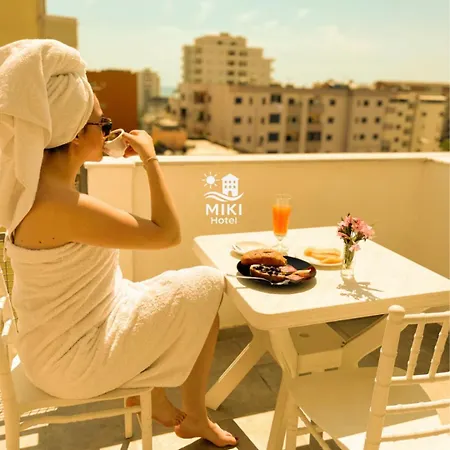 Miki 4*