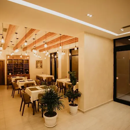 Miki 酒店 4*